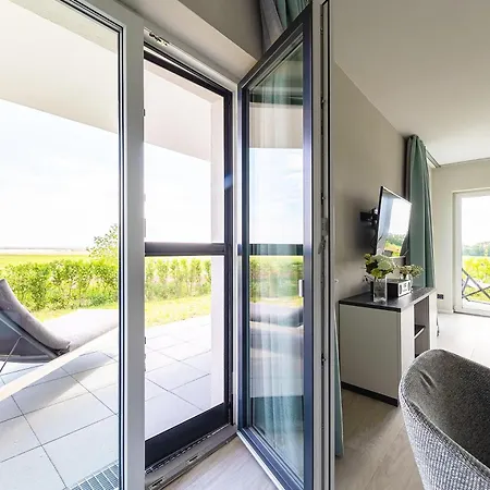 Apartment 5 Sterne Boddenkieker Mit Grosser Eckterrasse Und Boddenblick Wustrow (Fischland)